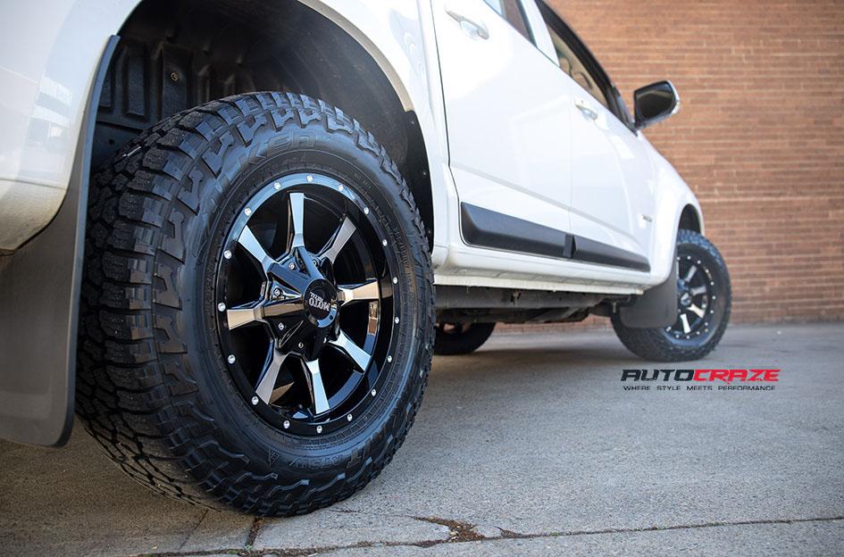 HOLDEN COLORADO MO970 GLOSS BLACK MACHINED FACE